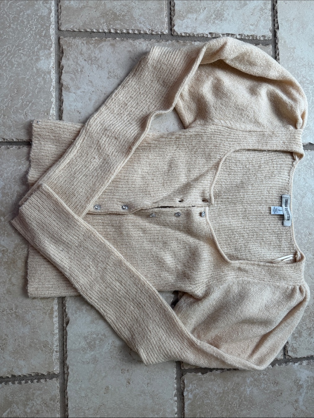 Urban Outfitters Beige Puff-Sleeve Button Cardigan - Picture 2 of 3